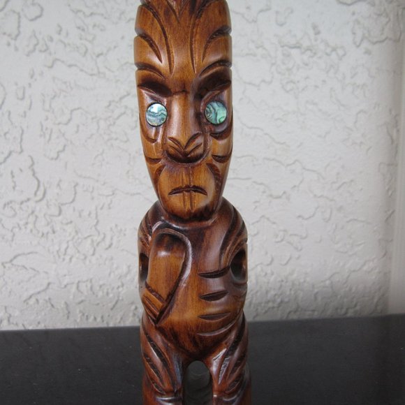 Other - Teko Teko Figurine